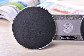 Smartstereo B80 Crisp and Clear full-range sound performance Portable Bluetooth Speaker Black Color N5