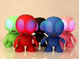 Freye Cute Alien Shape Portable Bluetooth Speaker with Stereo and Clear Bass, Support Line-in, USB, TF Card Input... N5