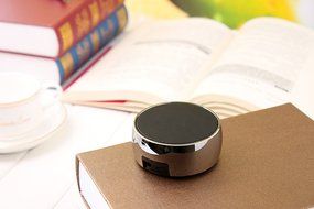 Touchshop Portable Wireless Bluetooth Speaker Built-in Mic for Handsfree Speakerphone AUX Input Enhanced Bass... N6