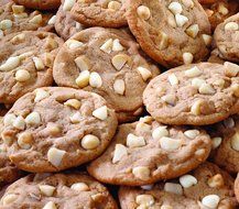 Wilton Premium Nonstick Cookie Slider, 12-Inch by 16-Inch N2