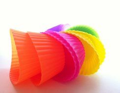 Silicone Baking Cups 12 Cupcake Muffin Liners Kids Bento Lunchbox Divider Accessories by Chelsydale N8