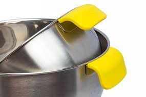 SPECIAL OFFER - 10 PIECE SET - 18/10 Stainless Steel Mixing Bowls with Handles, Lids, Spout, Non-slip Silicone... N19