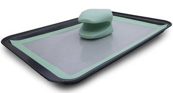 SILICONE BAKING BUNDLE- Baking Sheet, Non-Stick Silicone Baking Mat, And Silicone Mitts In A Convenient Cooking... N2