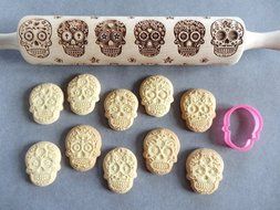 SUGAR SKULLS engraved rolling pin and cookie cutter VIDEO TEST N3