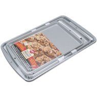 Wilton Recipe Right 3 Piece Cookie Pan Set