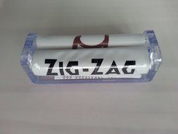Zig Zag Rolling Machine 70mm Size With FREE BONUS 150 ZIG ZAG CIGARETTE PAPERS