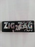 Zig Zag Rolling Machine 70mm Size With FREE BONUS 150 ZIG ZAG CIGARETTE PAPERS N2