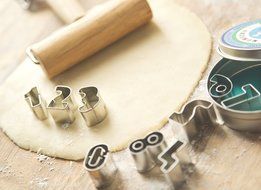 Fox Run 26-Piece Alphabet Cookie Cutter Set N3
