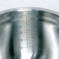 Aarrt Heavy Duty Large Stainless Steel Bowls with Lids, Silicone Bottom Bowls, and Volume Measurements N8