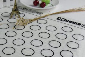 Homankit Silicone Baking Mat for Macarons 63 Circles Black 15-3/4&quot; x 23-5/8&quot; N5