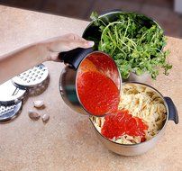 Chef Essential Stainless Steel Non-Slip Mixing Bowls Set with Handles and Pour Spouts, Set of 3, Black N3