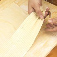 Aikoi Stainless Steel Noodle Lattice Roller Docker Dough Cutter Pasta Spaghetti Make Tool N4