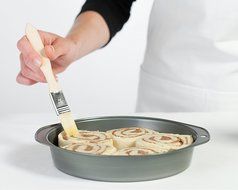 B&uuml;rstenhaus Redecker Pastry Brush with Untreated Beechwood Handle, Set of 2, 7-1/2 and 8-Inch N2