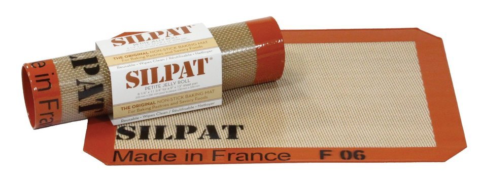 Silpat AE420295-07 Premium Non-Stick Silicone Baking Mat, Half Sheet Size, 11-5/8" x 16-1/2" N11