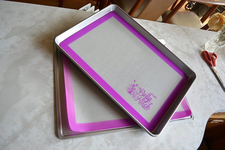 Silicone Bakeware Baking Sheet Bargain with Bonus Cookbook - 16.5 x 11.5 Inches - Superb Non Stick Fiberglass... N5
