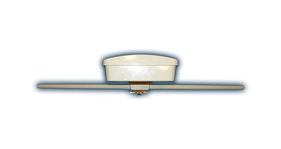 Marathon HDTV Long Distance Amplified Indoor / Outdoor Digital TV Antenna. Long Range High Definition UHF - VHF... N4