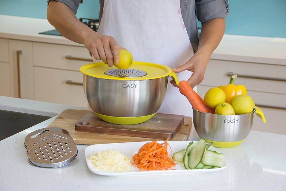 SPECIAL OFFER - 10 PIECE SET - 18/10 Stainless Steel Mixing Bowls with Handles, Lids, Spout, Non-slip Silicone... N15