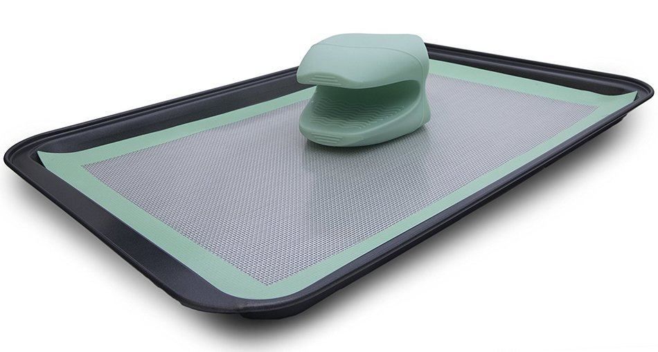 SILICONE BAKING BUNDLE- Baking Sheet, Non-Stick Silicone Baking Mat, And Silicone Mitts In A Convenient Cooking... N2
