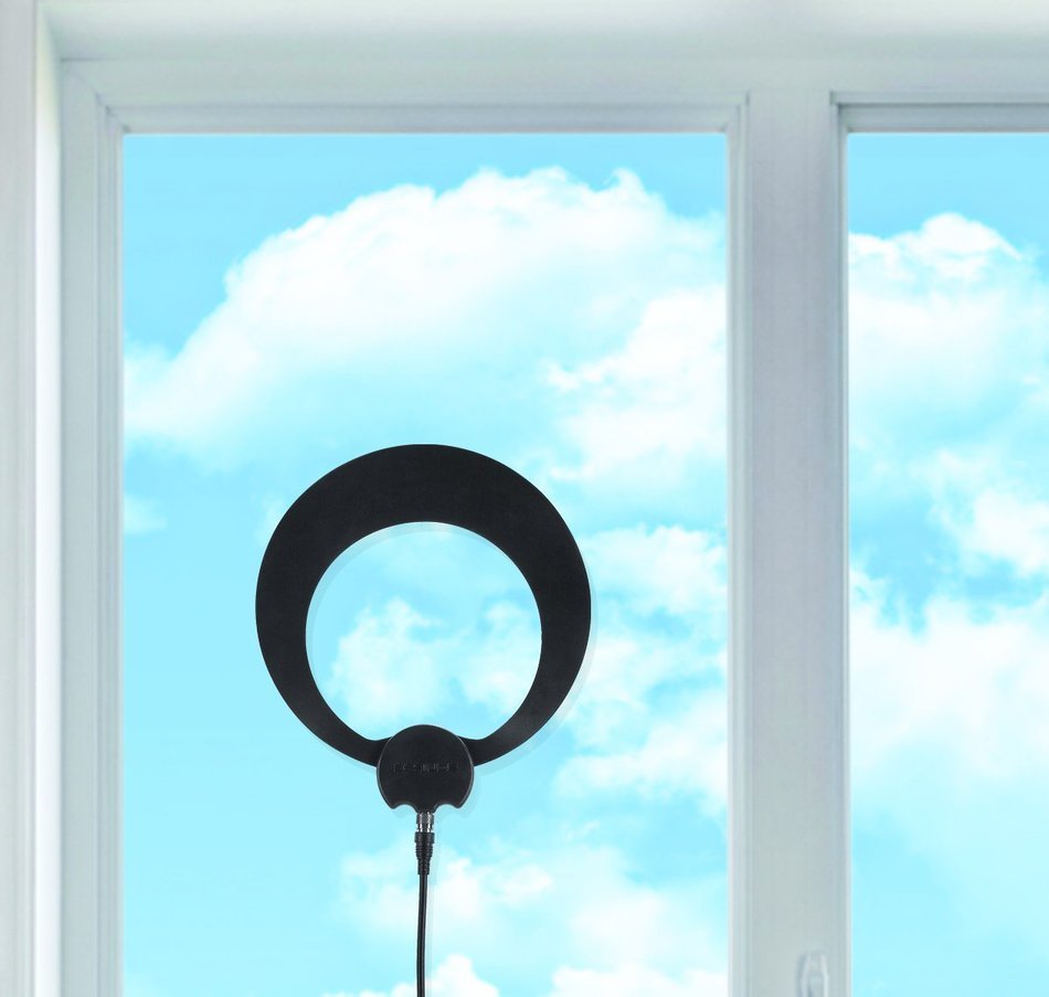 Antennas Direct 50 Mile Range Clearstream Eclipse Amplified Indoor HDTV Antenna, White/Black (ECL-A) N3