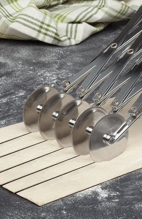 Ateco 5 Wheel Stainless Steel Cutter, 2 1/8 Inch Wheels N4