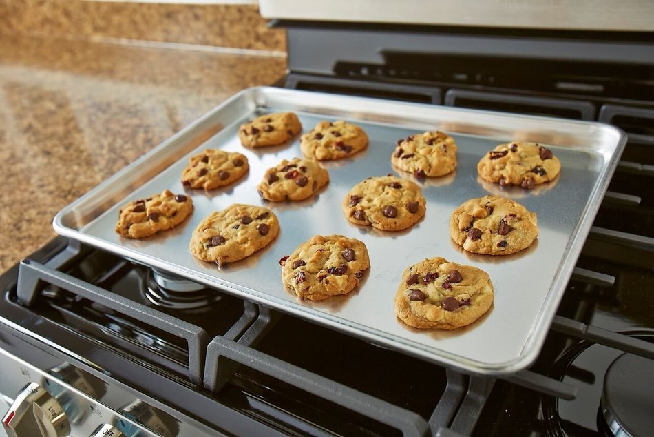 Artisan Professional Classic Aluminum Baking Sheet Pan Set with Quarter, Half, and 2/3-Size Sheets N6