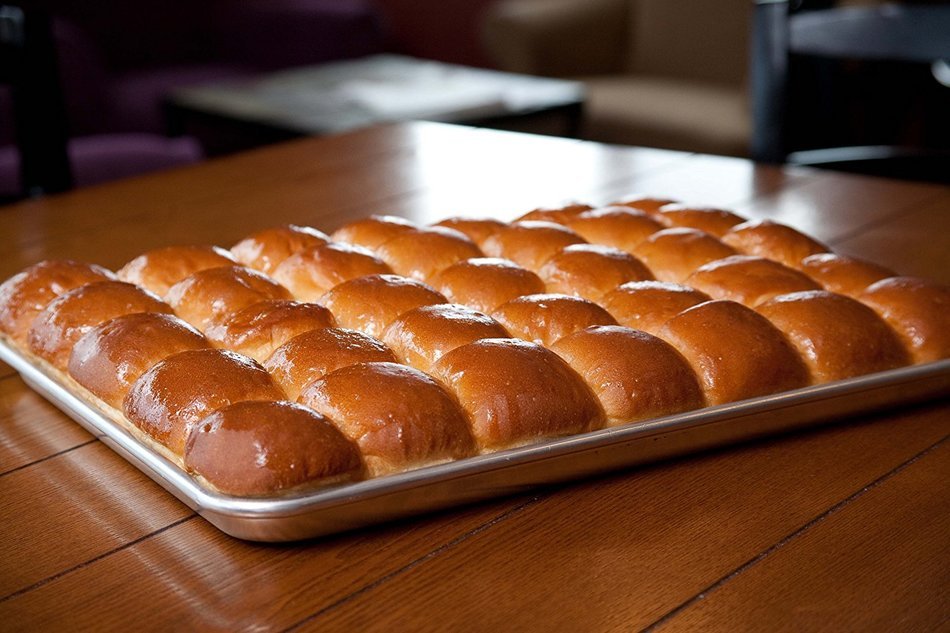 Artisan Professional Classic Aluminum Baking Sheet Pan Set with Quarter, Half, and 2/3-Size Sheets N8