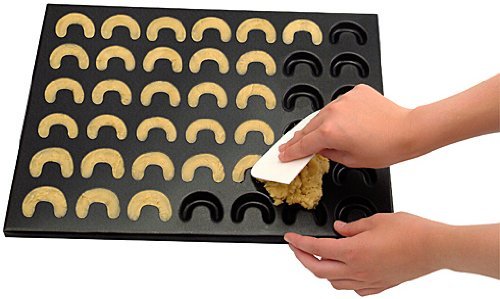 Zenker 7420 Baking Tray For Crescent-Shaped Cookies "Special Creative" For 42 Cookies, Black, 16.54 x 12.60 x... N3