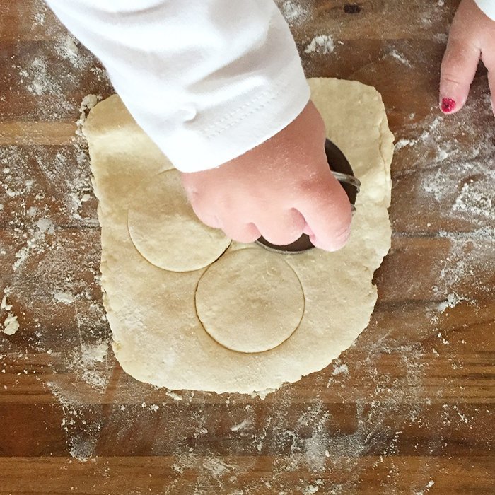 BakeitFun Biscuit Cutter | 100% Stainless Steel Cookie Cutter in 4 Sizes | Keep The Smile On Your Kids' Faces... N5