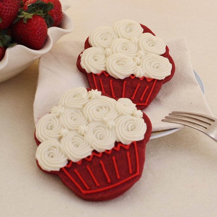 Ann Clark Cupcake Cookie Cutter - 4 Inches - Tin Plated Steel N2