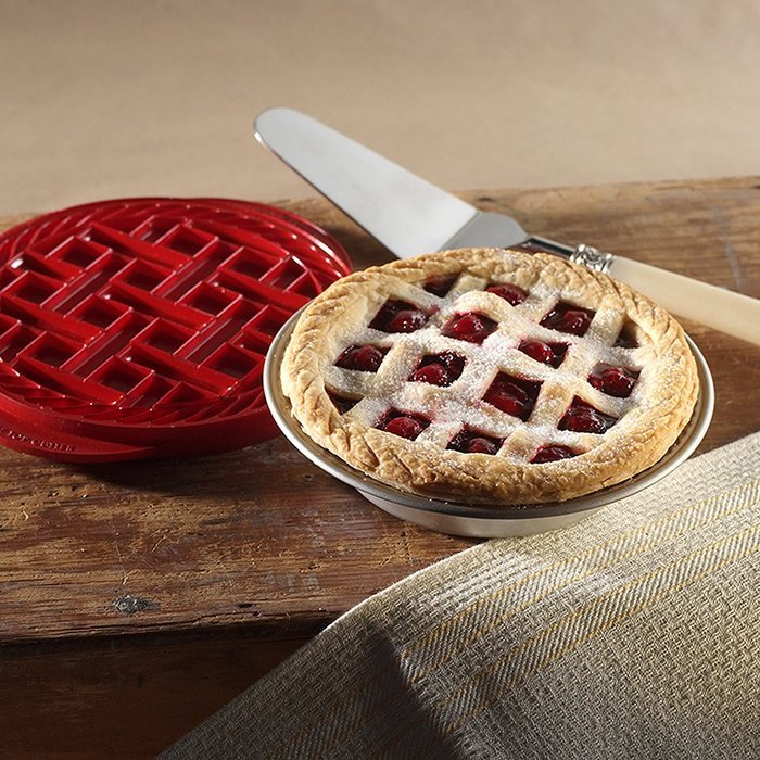 Nordic Ware Pocket Pie Crimper, Red N11