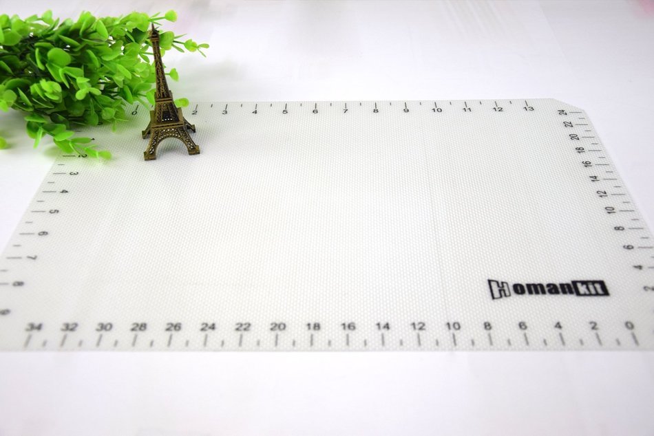 Homankit Silicone Baking Mat with Measurements, Half Sheet 11 5/8" x 16 1/2", Reusable Non-Stick Surface, White N3