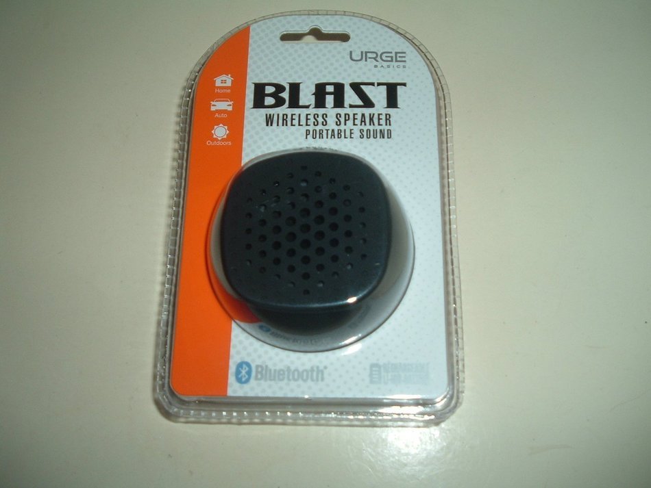 URGE Basics BLAST Wireless Bluetooth Speaker - Retail Packaging - Blue