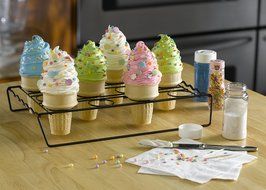 Betty Crocker Ice Cream Cone Cupcake Baking Rack N4