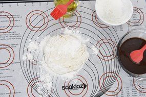 Saakiaz Silicone Baking Mat With Measurements + Bonus Silicone Baking Brush &amp; Spatula| Non-Stick FDA-Approved... N6