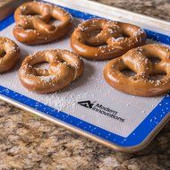 Modern Innovations BPA Free NonStick Silicone Baking Mat - Set of 3 N5