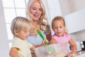 Silicone Spatula Set - 3 pack - Heat-Resistant, Non-Stick Flexible Rubber Spatulas with One Piece Solid Stainless... N5