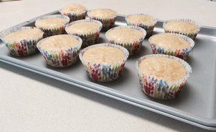 PartiFun Paw Print Cupcake Premium Paper Cupcake Liners (32 count), No Muffin Pan Needed N2