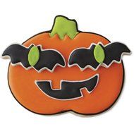 Wilton 2-Piece Pumpkin &amp; Bat Halloween Cookie Cutter Set N7