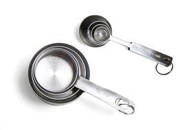 Crank flour sifter and Measuring cups &amp; Spoons set N6
