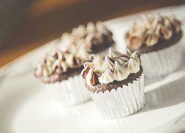 Fox Run Silver Foil Mini Baking Cups, 48 Cups