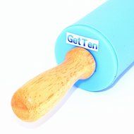 GetTen Rolling Pin Silicone Food Grade Dough Non-stick Surface Wooden Handle 1 PCS ( Random Color) N3