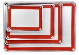 New Star 38439 Commercial 18-Gauge Half Size Aluminum Sheet Pan and Silicone Baking Mat Set, 13 by 18-Inch N4