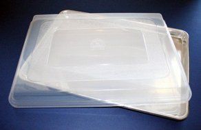 18 X 13 Jelly Roll Half Size Cookie Sheet Pan and Cover