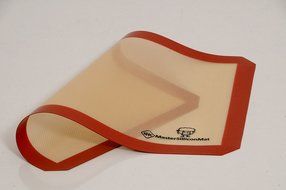 Shc-Nonstick Silicone Baking Mat-Silpat Baking Sheet Liner, 16 1/2x11 Corner Cut to Fit Your Trays/Pans