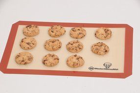 Shc-Nonstick Silicone Baking Mat-Silpat Baking Sheet Liner, 16 1/2x11 Corner Cut to Fit Your Trays/Pans N2