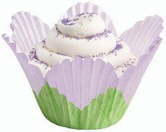 Wilton Petal Grass Shaped Baking Cups, 24-Pack N4