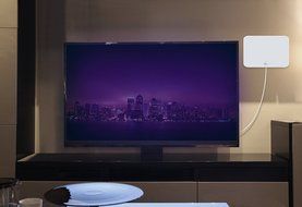 1byone 50 Miles Amplified HDTV Antenna with USB Power Supply and 20 Feet Coaxial Cable - White/Black N13