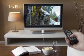 1byone 50 Miles Amplified HDTV Antenna with USB Power Supply and 20 Feet Coaxial Cable - White/Black N19