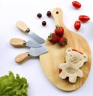 Cute Bear Sandwich Cutter for Kids - High Quality Stainless Steel Food Cutter &amp; Sealer - Fun &amp; Exciting Meals... N6