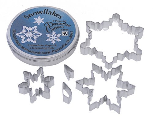 R & M International Best Selling Lacy Snowflake Set of 5 Cookie Cutters with Interior Cutouts for Customizing